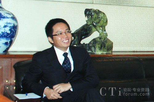 �����Ж|�MͨӍ���g�ɷ����޹�˾�����R���