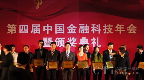 Ӣ��Ӎ�Ƽ��ڱ����C�����ϲ�@����(y��u)���Q����������