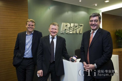 RIM��˾��̫�^(q��)�߼�������Urpo Karjalainen���� (�D��) �� RIM�Ї��^(q��)�����x������� (�D��) �� ��RIM�Ї��^(q��)�N�۸����ü恆̫�^(q��)���ϠI�N������Alex Lambeek���� (�D��)