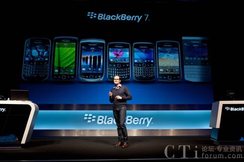 RIM公司終端應(yīng)用平臺及工具副總裁 Christopher Smith 主題演講