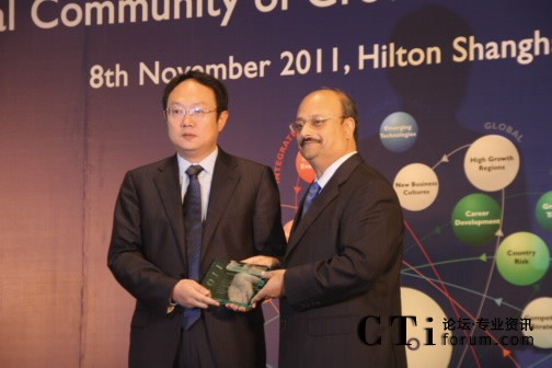 Frost & Sullivan ȫ��CEO�涭�ºϻ���Aroop Zutshi���ң����A���������(w��)�C�l(f��)��ȫ����Ź�������(w��)���L(zh��ng)�c��(chu��ng)�ª�(ji��ng)�����n�����A���������(w��)�a(ch��n)Ʒ�����L(zh��ng)����<br/>

