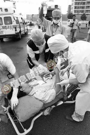 ��خ�^(q��)�e�����а���ȼ�¼���(y��ng)����Ԯ����(x��)��120����(d��ng)���ȡ����ߡ�